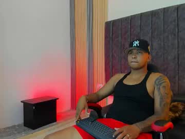 Dominic__brown, 28 years old, lets cum together . make my body sweat    #latino #bigcock #bigdick #new #skinny  [1000 tokens remaining], webcam photo