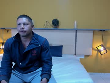 Dominikdubois, 27 years old, Welcome to Dominikdubois's room #new #fit #muscles #bigcock #brunette -- Current Goal: Goal 1 Description at 100 tokens, webcam photo
