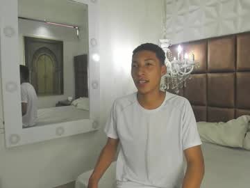 Domminick18, Goal: twerk ass+ play fingers assa+ aheago #ebony #feets #18 #bigcock  #cum - Next Goal: Oil ass+ blow job + nipples, webcam photo