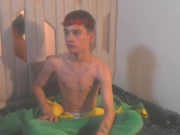 Dougiexnova, 20 years old, Welcome I'm back to Brimdar the best training #new #twink #bigass #cum, webcam photo