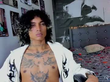 Drakee20, 20 years old, GOAL: show naked [20 tokens remaining] Hey babe! Want to have fun?  #feet #new #bigcock #twink #young, webcam photo