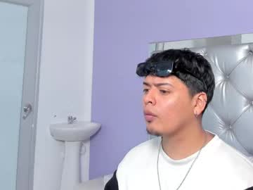 drakenn_ - Live Male Cam – Free Gay Cam Show