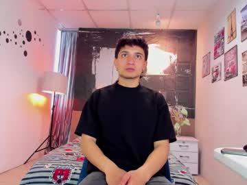 draven_night - Live Male Cam – Free Gay Cam Show