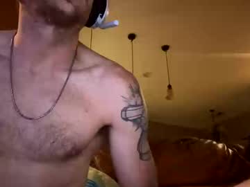 Dub9shooter, Dub9shooter's room  new here so show me some love and be my first tipper #new #cum #horny #pvt #edging....mic works in pvt..tip 25 to add oil to my body, webcam photo