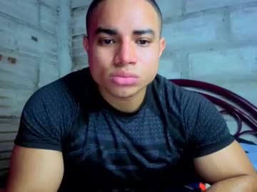 Dylangusss, 21 years old, Goal: make me cum #muscle #new #cum #lovense #nipples #bigcook #latino, webcam photo