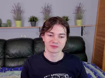 Edgar_ray, 22 years old, slap 20 times ass naked in doggy [315 tokens left] #18 #femboy #twink #new #cut, webcam photo