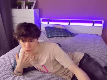edvardblare - Live Male Cam – Free Gay Cam Show
