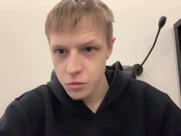 Eileencrowday, GOAL: remove my jacket [25 tokens remaining] hello welcome to my sweet room #smalltits #new #young #18 #skinny, webcam photo