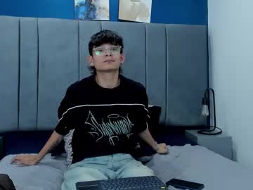 Elyoordis, I am new here, will you teach me? #twink #skinny #bigdick #hairy #18, webcam photo