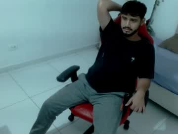 enzo_fox - Live Male Cam – Free Gay Cam Show