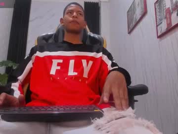 Erick_wal, show cum  #teen  #bigcock  #cum  #bbc  #new [439 tokens remaining], webcam photo