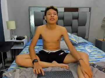 Erik_bouna, GOAL: Get Naked [20 tokens remaining] Welcome to my room! #new #young  #cum #twink #latino, webcam photo