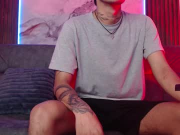 Erik_davis, Make my cock hard, I want to fill that ass with milk🔥💦 #smoke #new #c2c #bigdick #feet, webcam photo