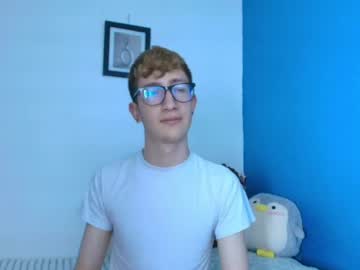 Erik_golden_, 19 years old, GOAL: Show Cock Hello, I'm new, it's a pleasure!💙 #new #bigcock #lovense #cum #18, webcam photo