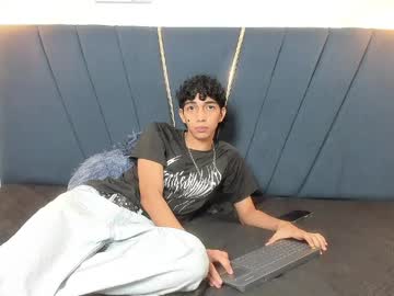 Ero_boy40, #femboy #twink #18 #cum #cute Ero_boy40's roomi, webcam photo