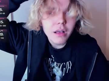 Esdxr_, 18 years old, Take off my hoodie #new #18 #anal #lovense #bigass [0 tokens remaining], webcam photo