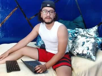 ethan_w7 - Live Male Cam – Free Gay Cam Show