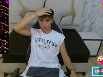 Evan_tay, GOAL: Sexy Dance [30 tokens remaining] Welcome to my room! #18 #gay #bigass #bigcock #blond, webcam photo