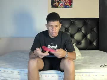 Felipereyes28cm, 27 years old, ❤️‍🔥I want you to enjoy with me😈 I'm ready to ride a cock and cum for you🍆💦 // GOAL: 🥵 GET NAKED [111 tokens left] #bigcock #latino #ebony #new #domination, webcam photo