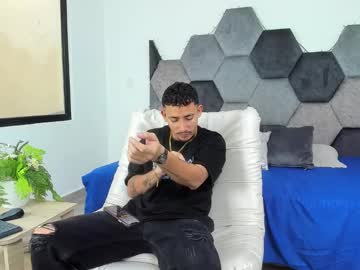 fenix77_ - Live Male Cam – Free Gay Cam Show