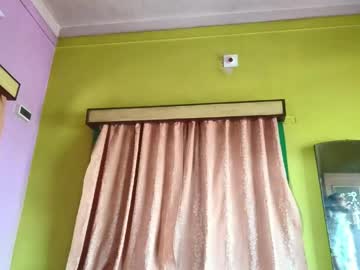 Fizz_04_fun, 22 years old, Can`t wait to give u all the love i can & get my new toy ;) [198 tokens remaining] #new #cute #big #striptease #c2c, webcam photo