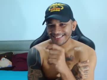 frank_siinatra - Live Male Cam – Free Gay Cam Show