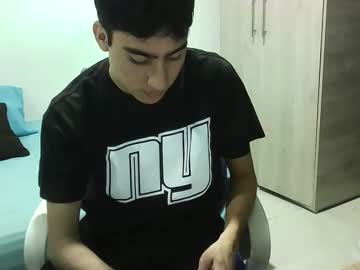 gamertwink19 - Live Male Cam – Free Gay Cam Show