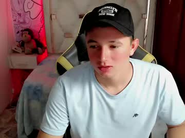 giorgio_box - Live Male Cam – Free Gay Cam Show