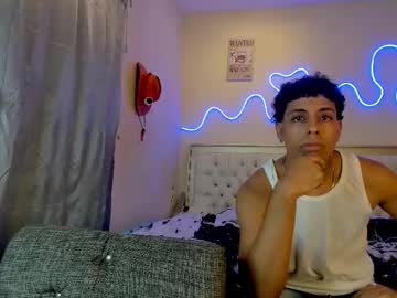 Glader_guy, GOAL: naked [130 tokens remaining] Welcome to my room! #straight #muscle #latino #bigcock #new, webcam photo