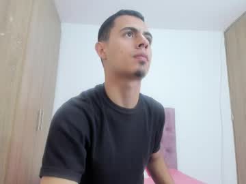 gregorymancini - Live Male Cam – Free Gay Cam Show