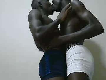 grillzhotz - Live Male Cam – Free Gay Cam Show