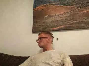 Guynextdoor413389, Get naked [300 tokens remaining] #italian #british #new, webcam photo