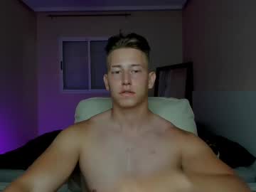 gym_alpha – Watch Him Jerk, Strip, & Show It All