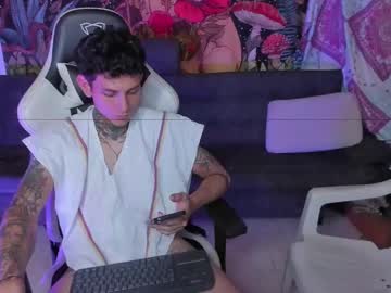 Hadesthebest, GOAL: off shirt [100 tokens left] #young #couple #cum #bigcock #new, webcam photo