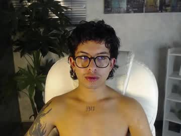Hetfield_24, SHOW CUMMMM #findom #18 #smoke #dominant #new [500 tokens remaining], webcam photo