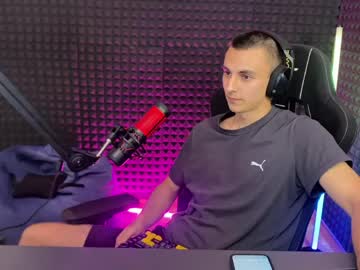 Hols_20, 18 years old, Goal: Just for the start 🔥 #new #master #teen #feet #pvt - Next Goal: Take off T-Shirt, webcam photo