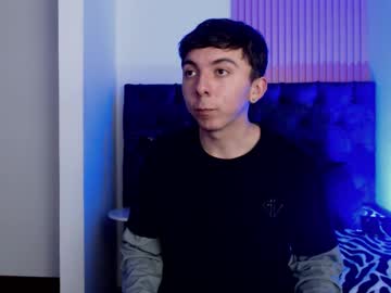 Hopper_1, 💦🍆🔥😏Wellcome love, here is my hot corner... enjoy it with me😏🔥🍆💦 // GOAL: Streptease 😏🔥 [24 tokens left] #muscle #bigcock #bigdick #cumshow #new, webcam photo