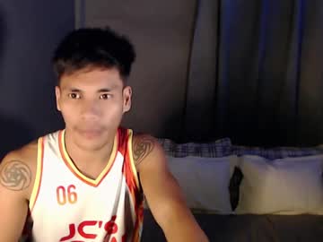 Horny_lucasxxx, 23 years old, Lets cum together!! #asian #muscle #daddy #bigcock #new #cutie #bbc #cum #lovense, webcam photo