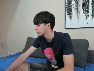 hotflirtyfella - Live Male Cam – Free Gay Cam Show
