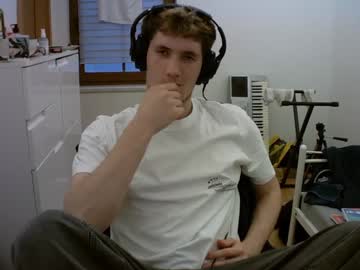 Hotguy_228041, Cum show!  ;) //  #18 #shy #teen #natural #skinny [1776 tokens remaining], webcam photo