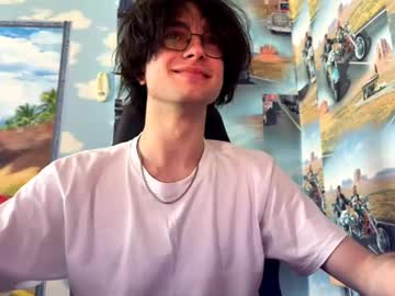 Huntershade, 18 years old, Goal: for a good mood #new #pvt #master #18 #cute - Next Goal: for a good mood, webcam photo