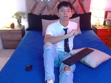 Hyunjin_sun, 18 years old, GOAL: Show asshole [48 tokens remaining] I want to learn new things here. Will you teach me? #femboy #asian #twink #new #18, webcam photo