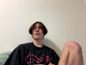 Ian_bucks, GOAL: take off t-shirt [111 tokens remaining] Welcome to my room! #feet #bigdick #18 #lovense #new, webcam photo