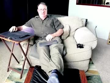 Icihristopher, 64 years old, Voyeur Cam/menu open #mature #feet #daddy #submissive, webcam photo