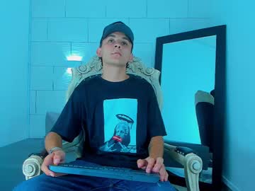 Igorr_dylan, GOAL: Get Naked [45 tokens remaining] Welcome to my room! #anal #bigcock #new #young #cum, webcam photo