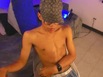 Im_matthewscott, 18 years old, GOAL: Slow masturbation x2 [150 tokens remaining] Welcome to my room! #young #horny #bigcock #18 #cum, webcam photo
