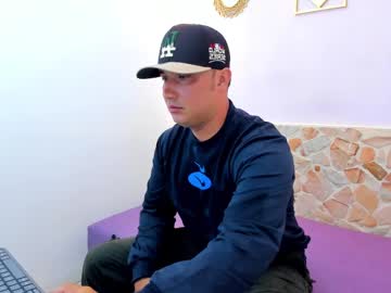 Isaac_smith2, 33 years old, Hello, I'm so horny and don't let my cock dry - #latino #new #feet #cum #cock, webcam photo