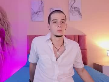 isaacblaze_ - Live Male Cam – Free Gay Cam Show