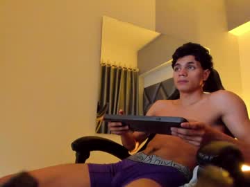 Ithan_hot, GOAL: Make my first day here really wet 🥵🍆💦 [12 tokens remaining] Its always a great day to have fun together 🦇💥💦 #young #skinny #latino #bigcock #18, webcam photo