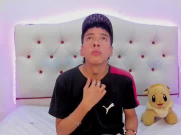 Jack_anki, 19 years old, GOAL: Naked [200 tokens remaining] Welcome to my room! #new #twink #feet #18 #bigcock, webcam photo
